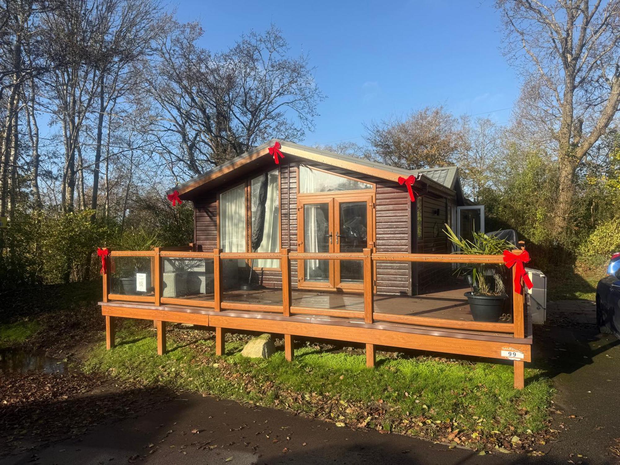 Falcove - 3 Bedroom Luxury Lodge, 5g Wifi, Full Sky Tv, Free Parking & Close To Poole