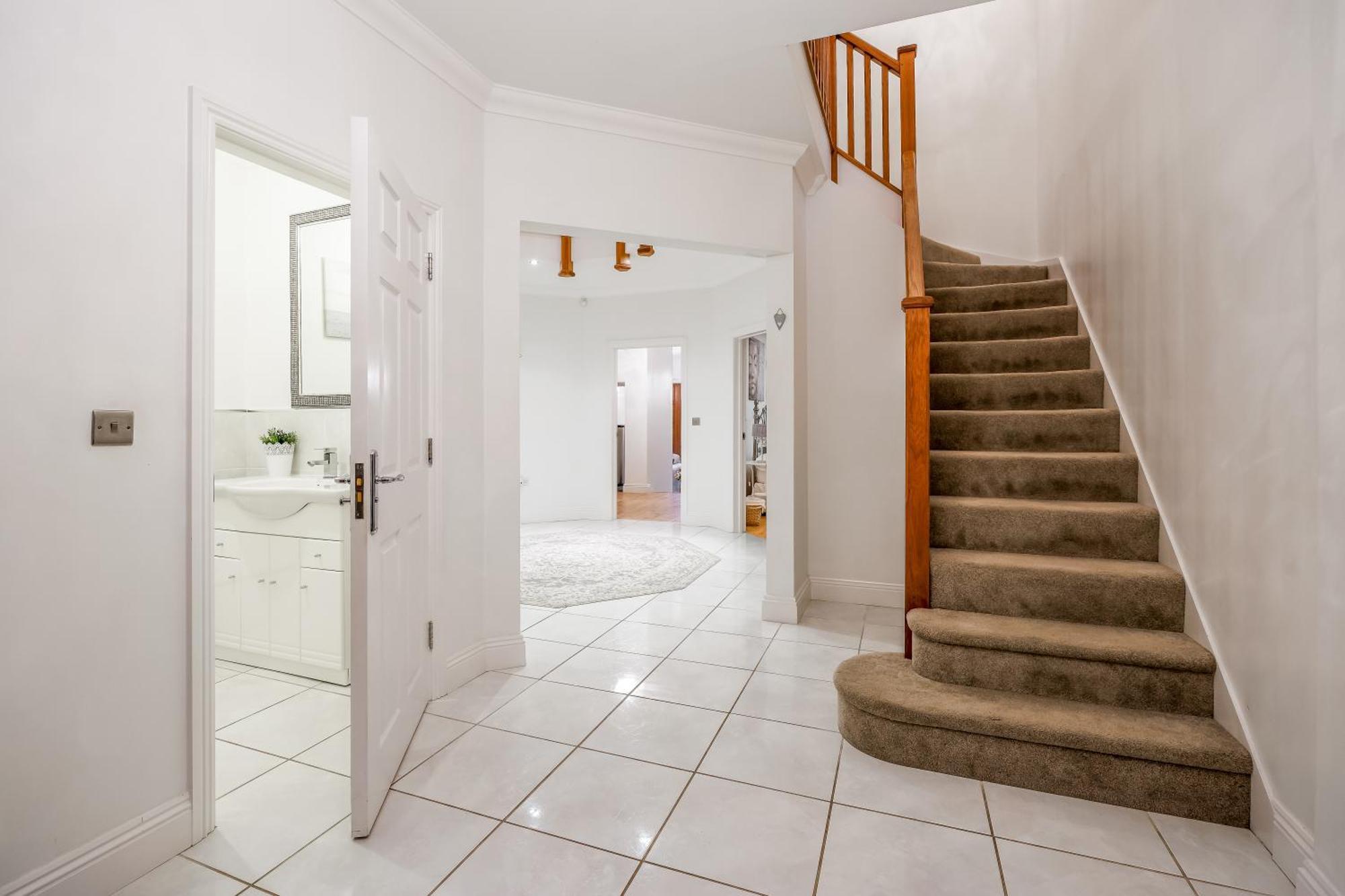 Luxury6bedhouse-hottub-gamesroom-amar Luxury *