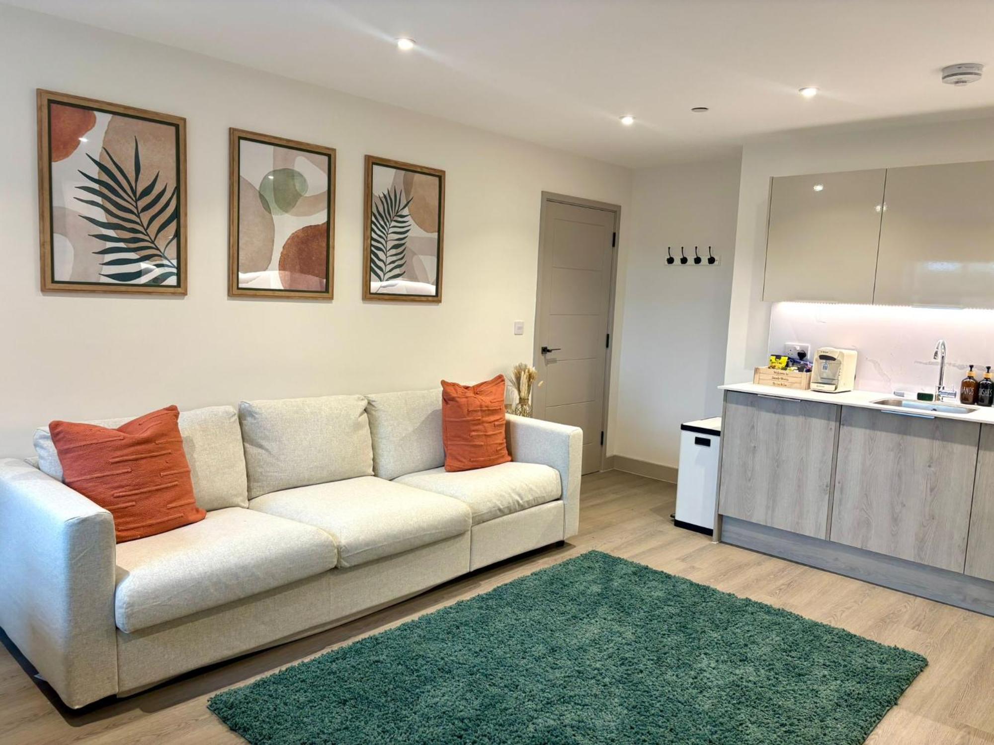 Apartment Poole Quay Seaside Escape-Free Parking 2 Mins Away Poole