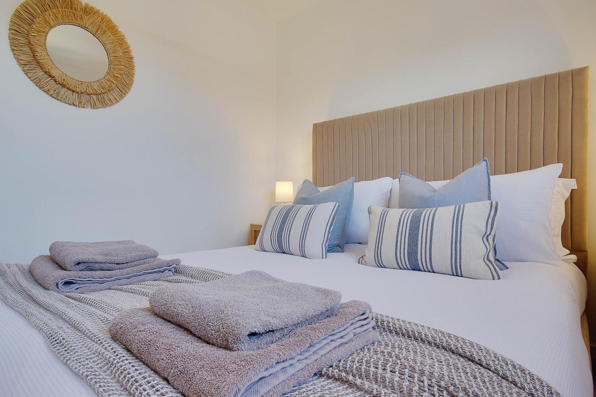 Holiday home The Nook - Cosy Coastal Retreat Near Sandbanks *