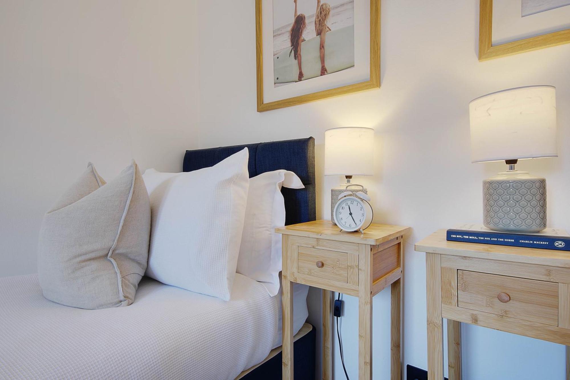 The Nook - Cosy Coastal Retreat Near Sandbanks Holiday home