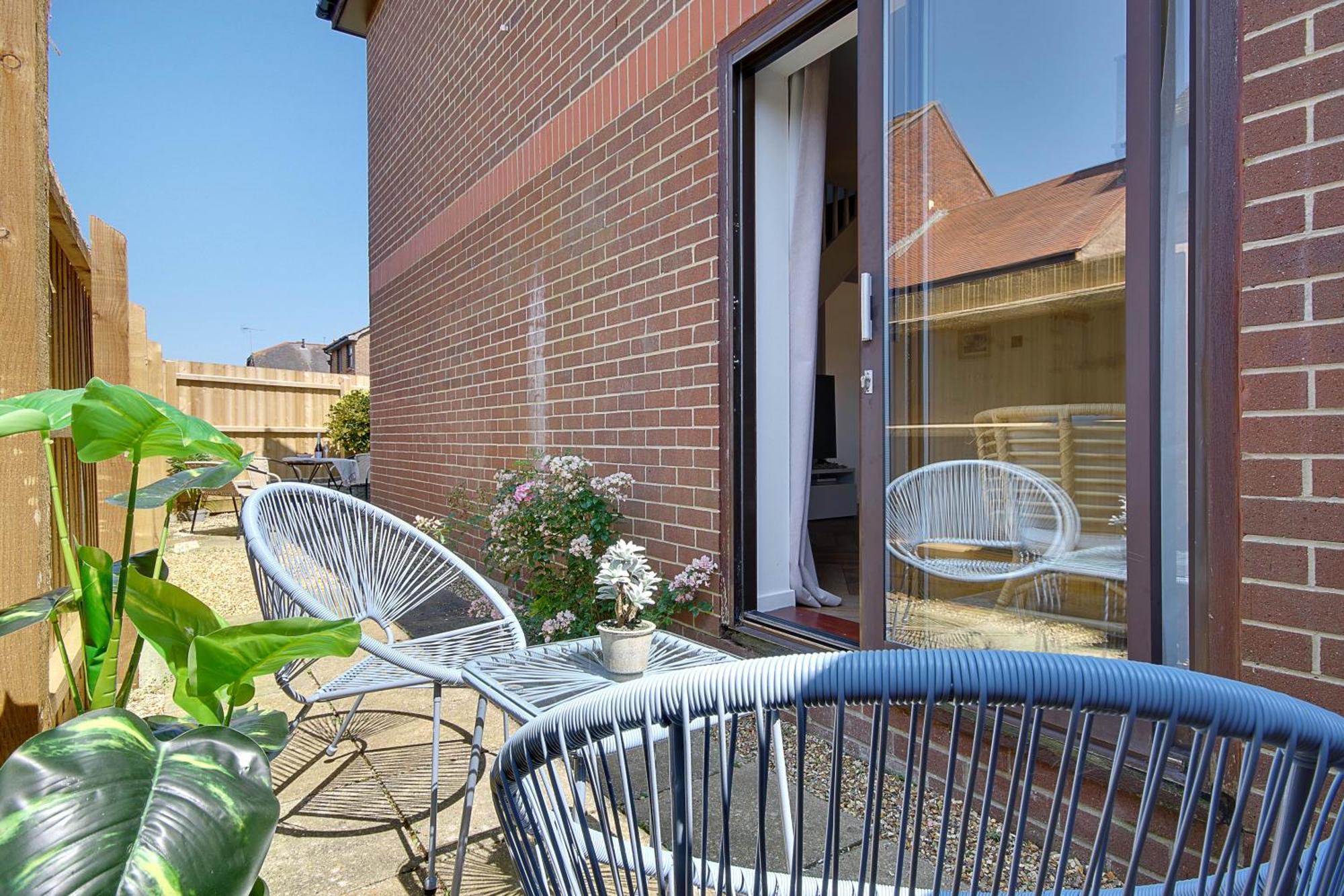 The Nook - Cosy Coastal Retreat Near Sandbanks * Poole