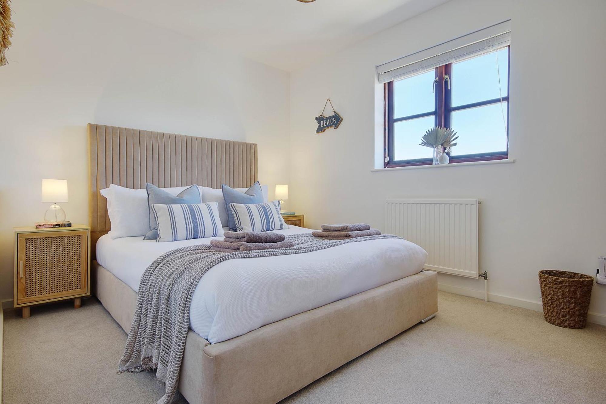The Nook - Cosy Coastal Retreat Near Sandbanks *