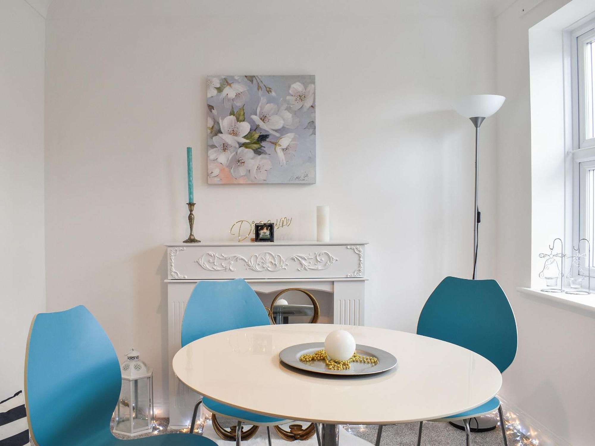 2 - Uk42623 Holiday home