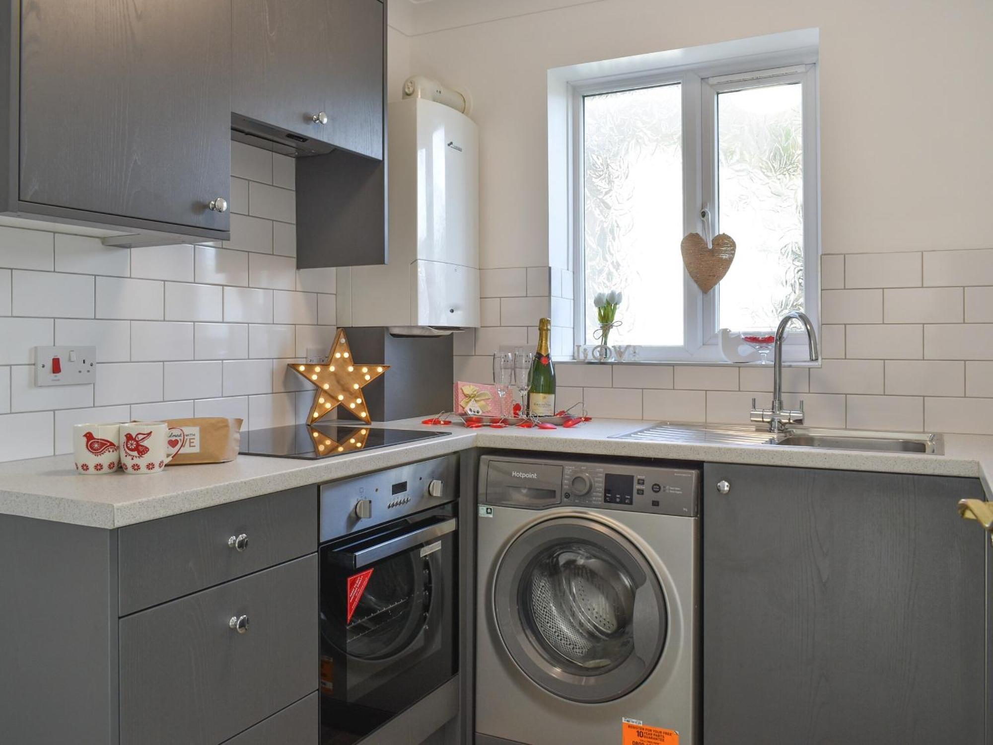 2 - Uk42623 Holiday home *