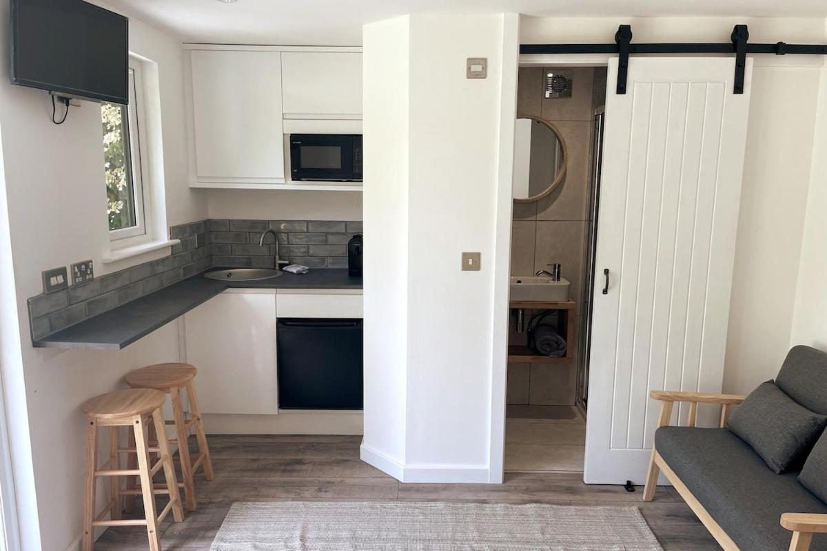 Apartment Cosy Garden In Wimborne With Parking Poole