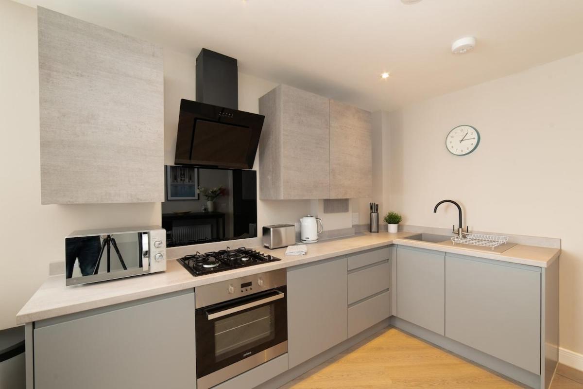 Harbourside Apartment *