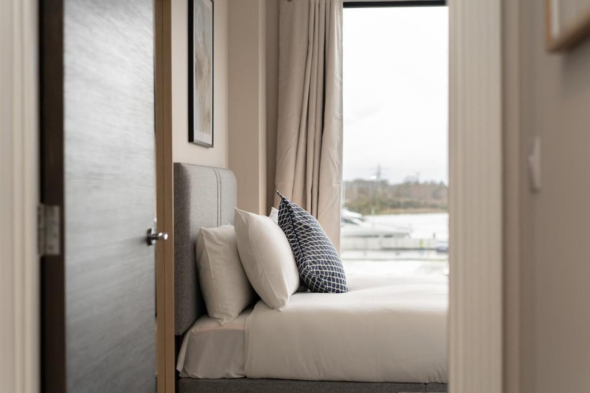 Harbourside Apartment *