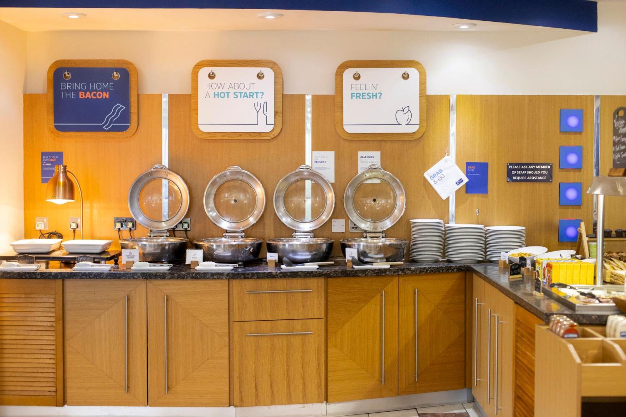Express By Ihg 3* Poole
