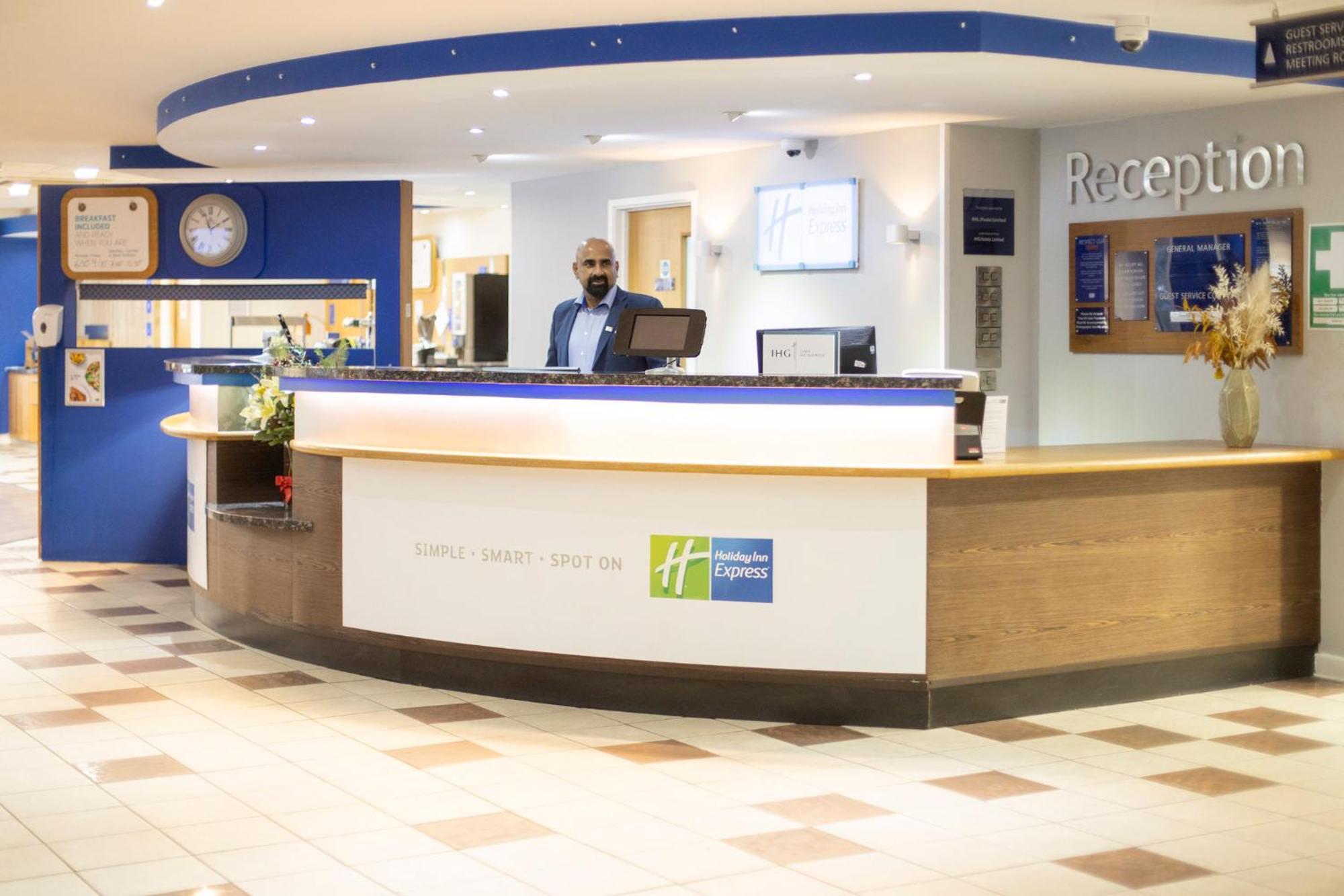 Express By Ihg Hotel