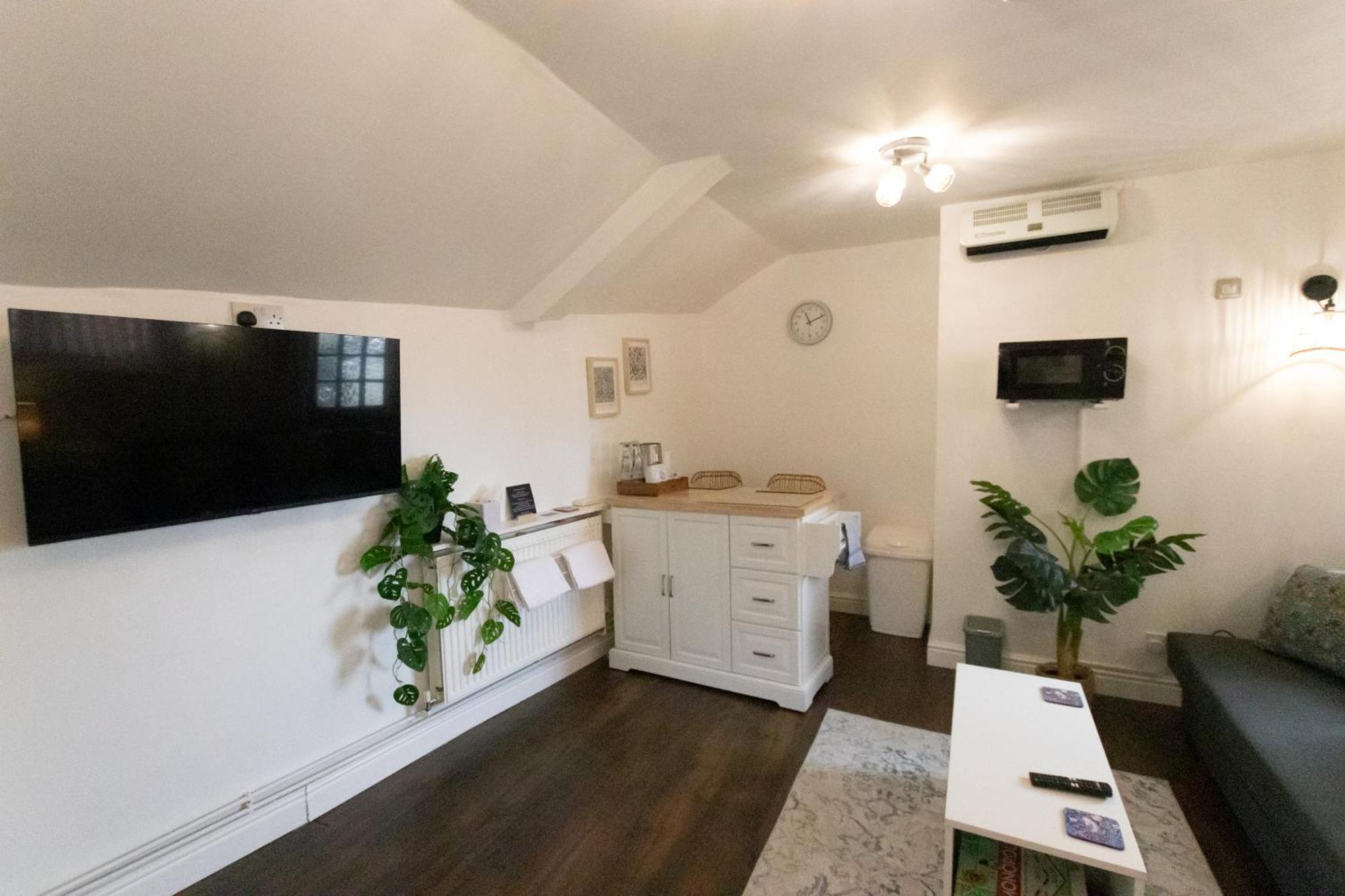 Poole Park House Guest house 2*