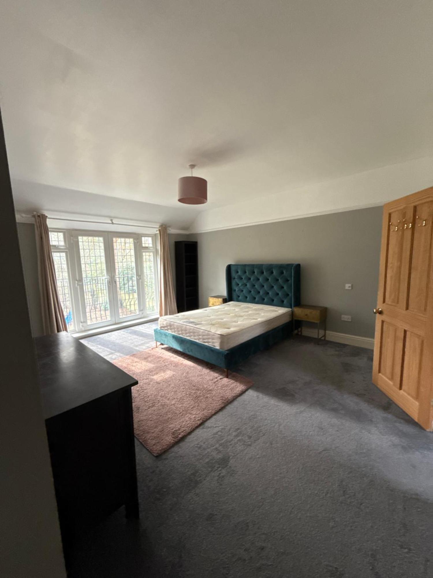 5 Bedroom Dorset Near The Coast Holiday home Poole