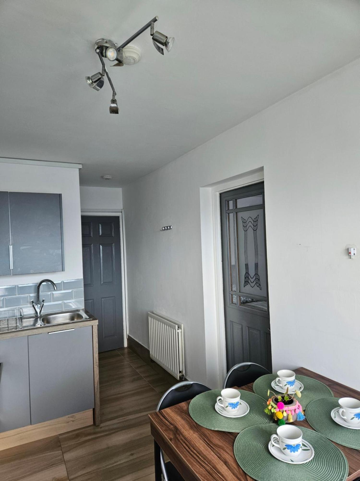 1 Bedroom In *