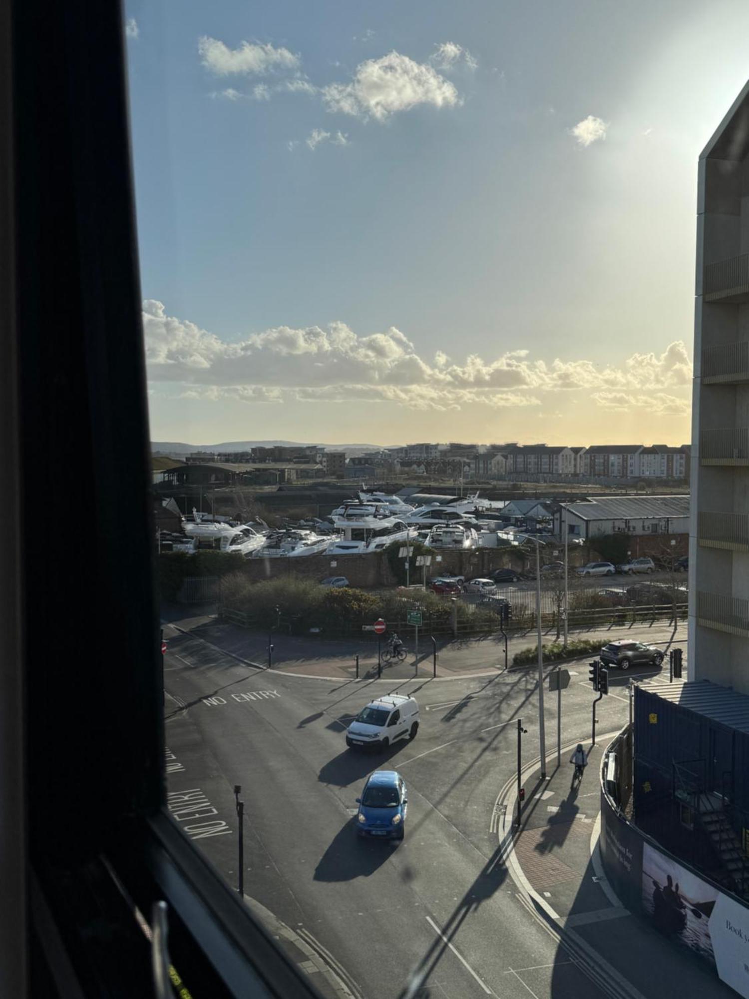 Penthouse - Harbour Views Apartment Poole