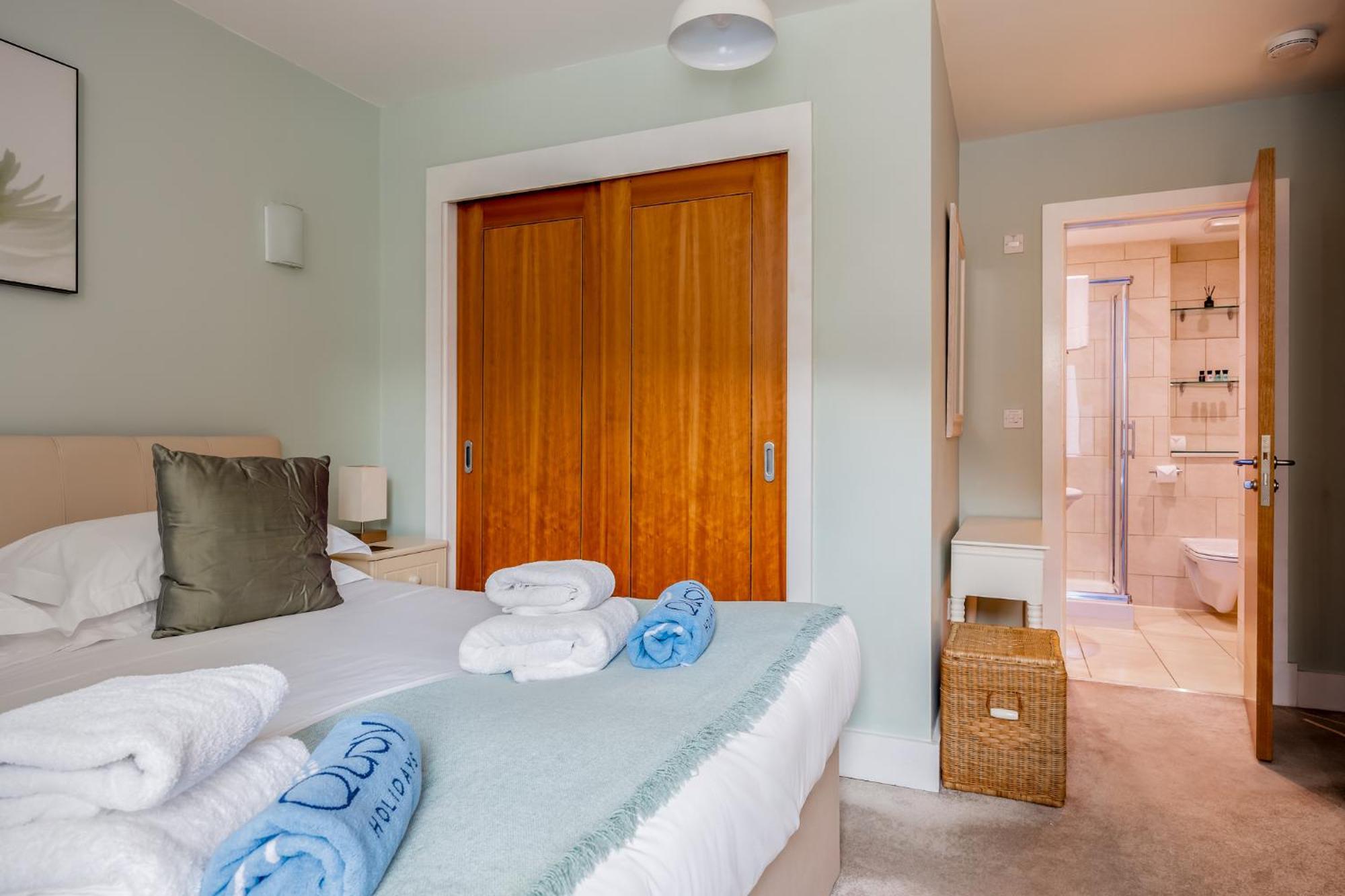 Dolphin Hideaway Holiday home *