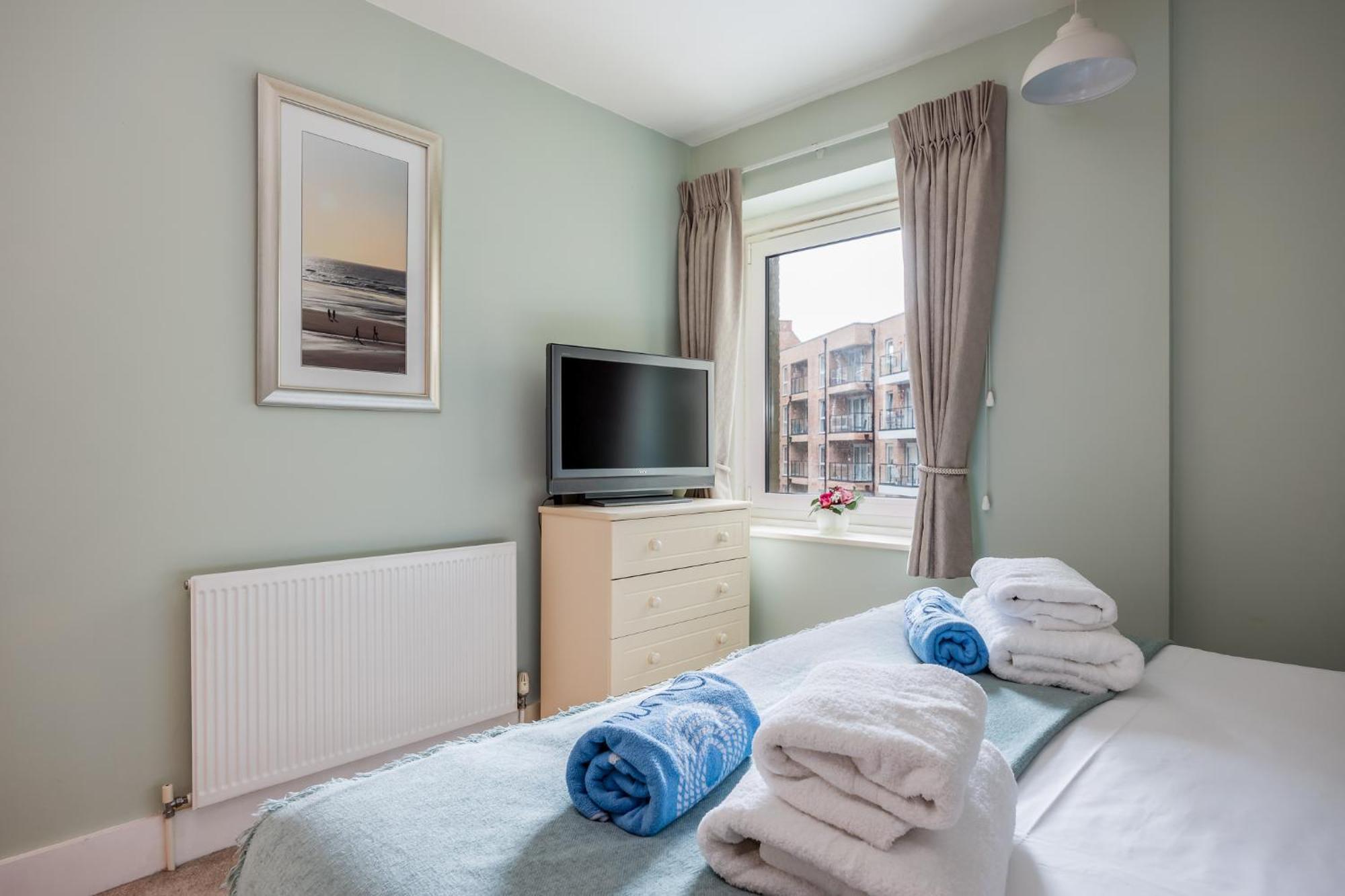 Dolphin Hideaway * Poole