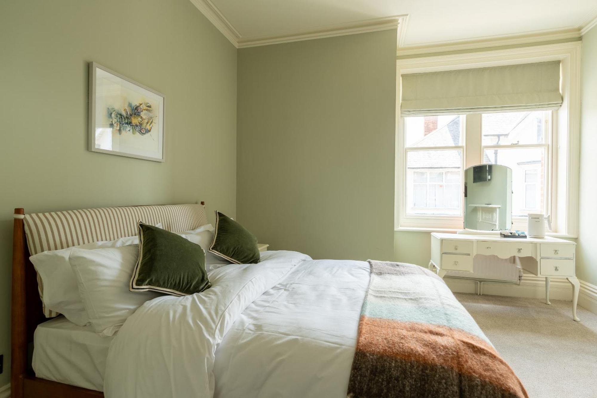 The Ox Pub & Bed & Breakfast Poole
