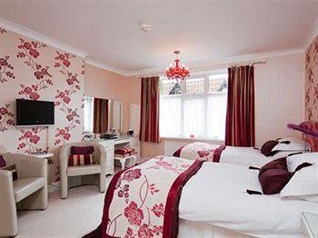 Grovefield Manor Hotel 4*