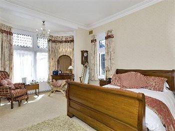 Grovefield Manor Hotel Poole