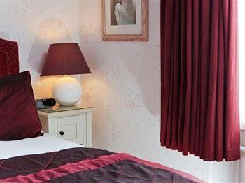 Grovefield Manor Hotel