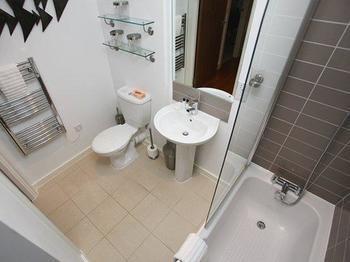 Hotel Quay Holidays - Orchard Plaza Poole