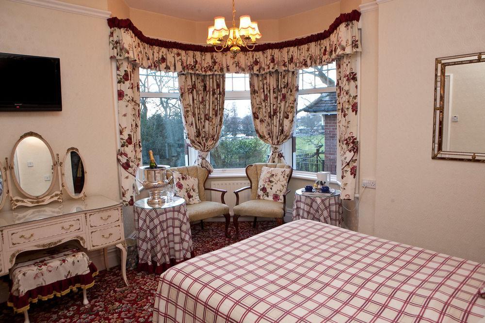 The Quarterdeck B&B Bed & Breakfast 2*