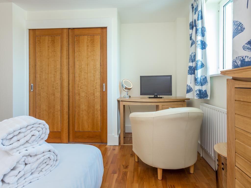 Peregrine Holiday home *
