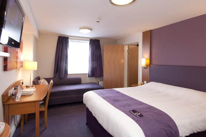 Premier Centre Hotel 3*