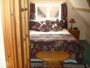 Grovefield Manor Hotel 4*