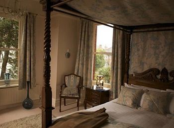 Grovefield Manor Poole