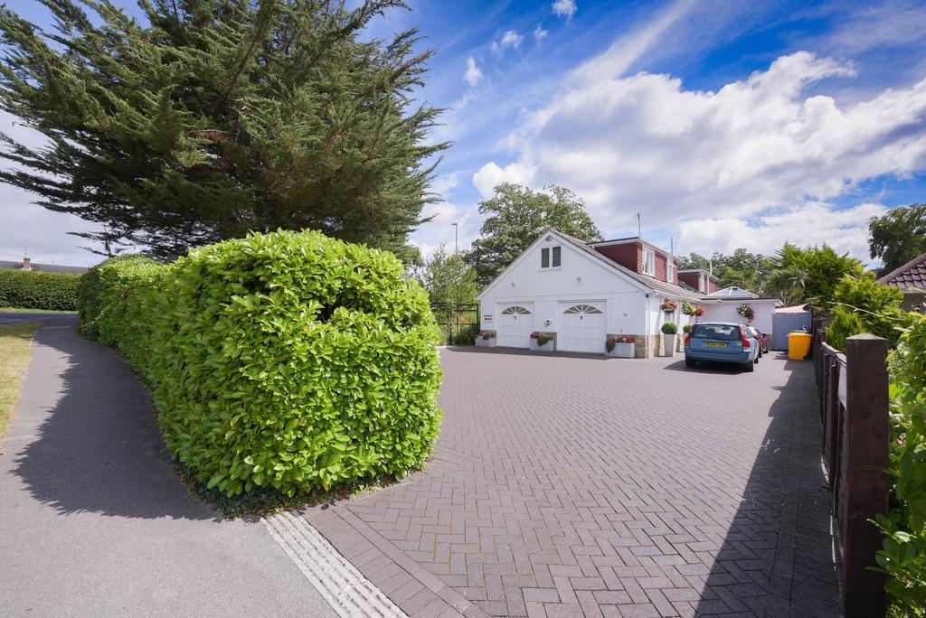 The White Lodge Bed & Breakfast Lytchett Minster