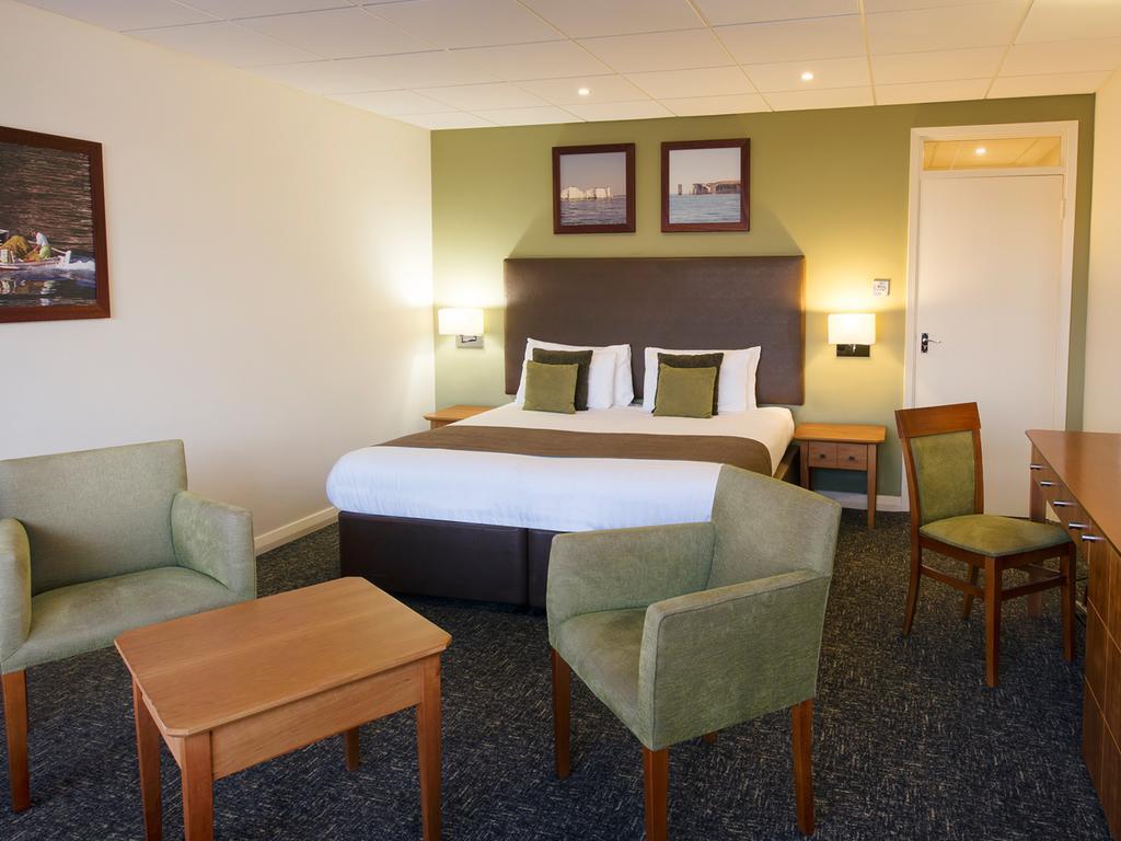 Sandbanks 4*