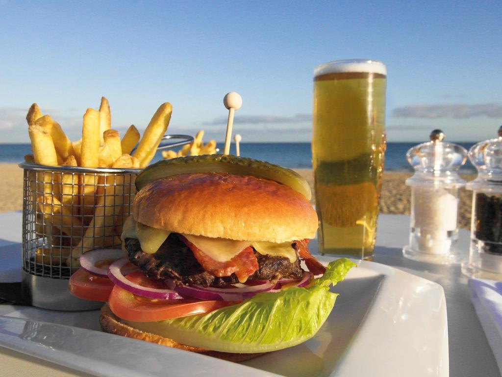 Sandbanks 4* Poole