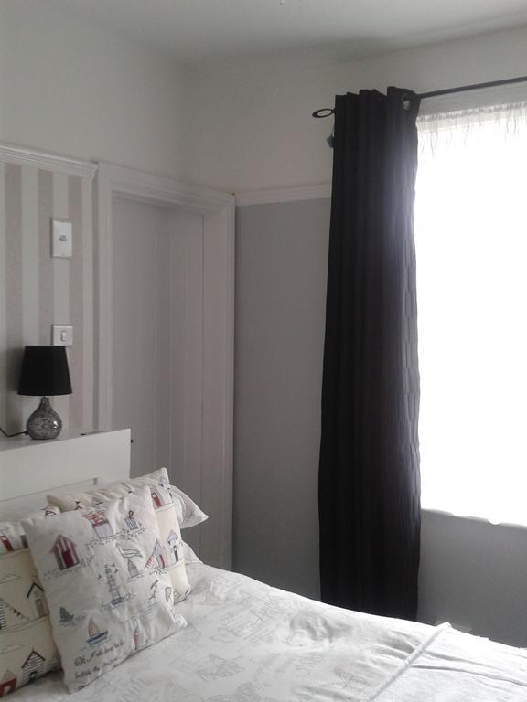 South Rising 3* Poole