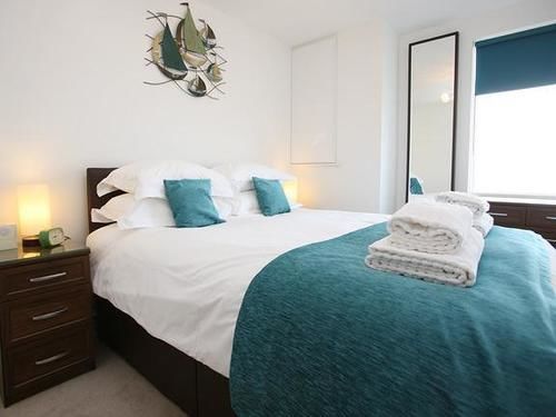 Quay Holidays - Orchard Plaza * Poole