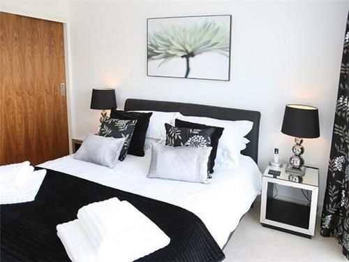 Quay Holidays - Orchard Plaza *
