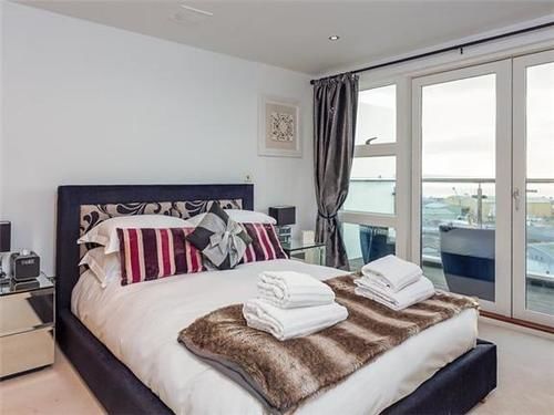 Quay Holidays - Orchard Plaza Hotel *