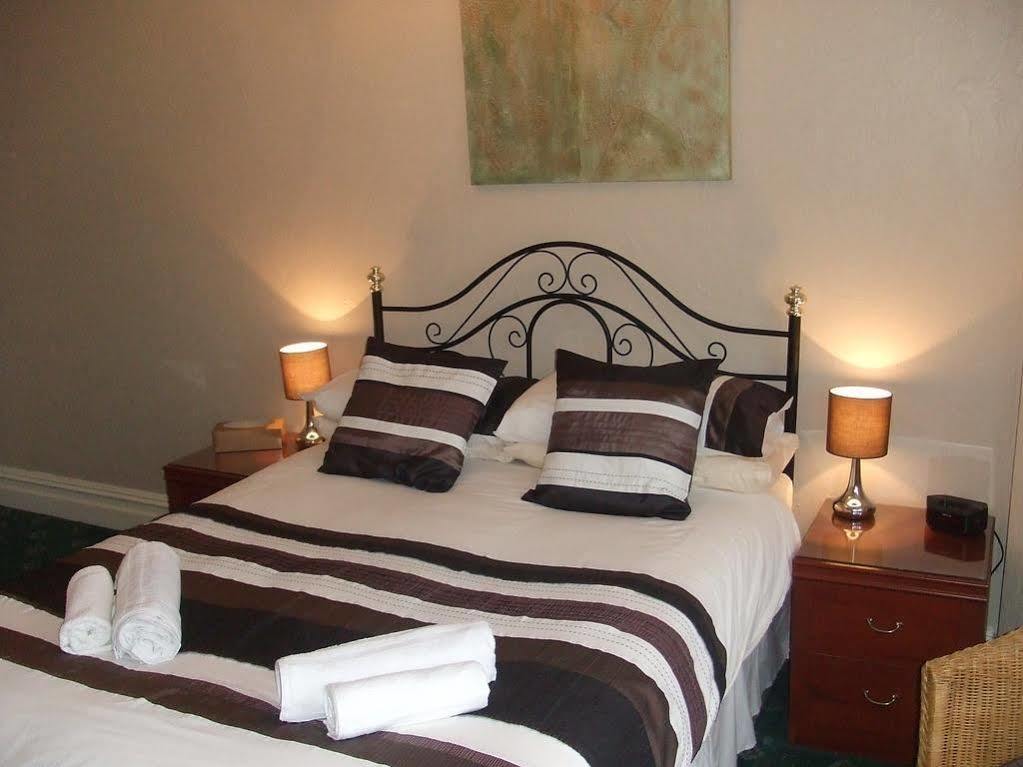 Guest house Blueshutters 4*
