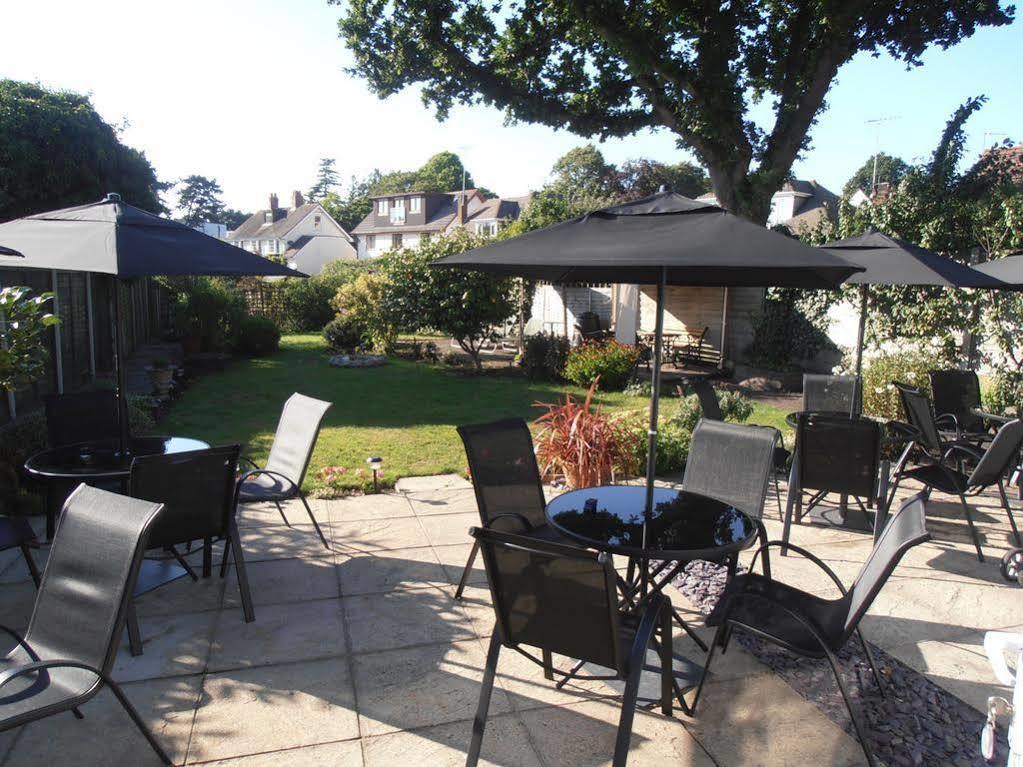 Guest house Blueshutters Poole