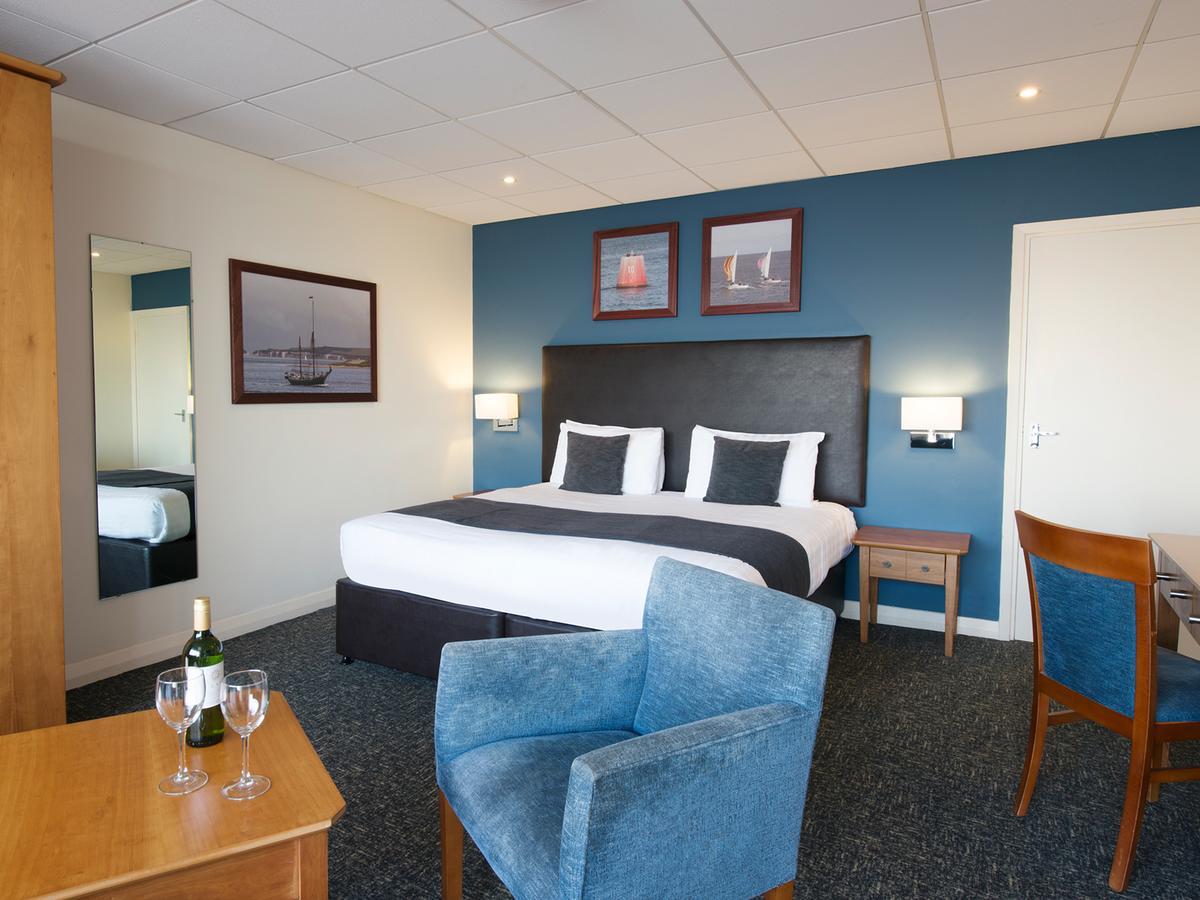 Sandbanks Hotel
