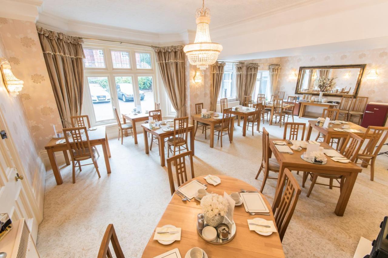 Grovefield Manor Hotel 4*