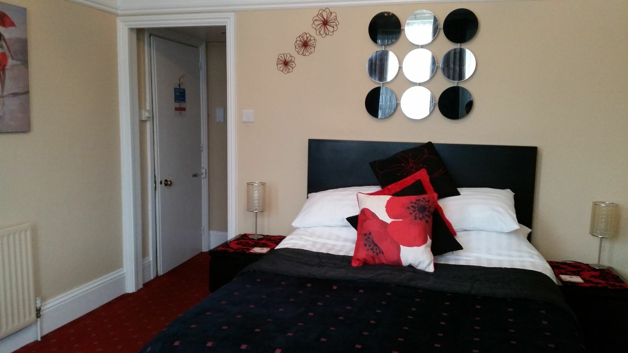Guest house South Rising Poole