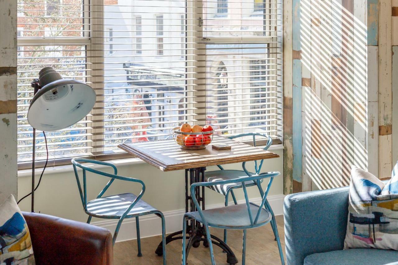 Latimer House Apartment