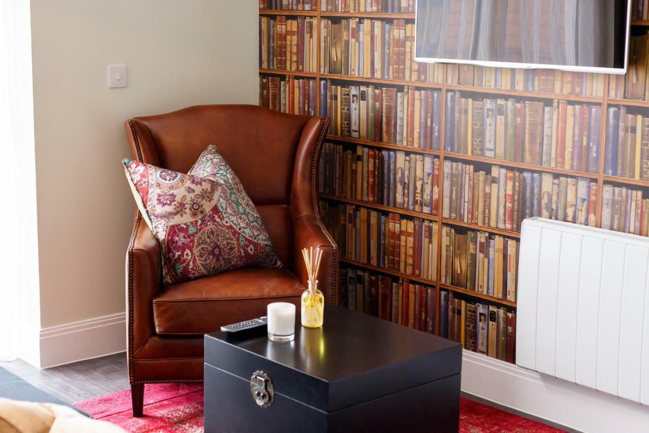 Latimer House Apartment *