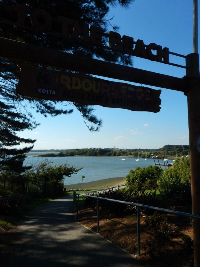 Pine Ridge 59 Rockley Park With Sea View Sleeps Six Poole
