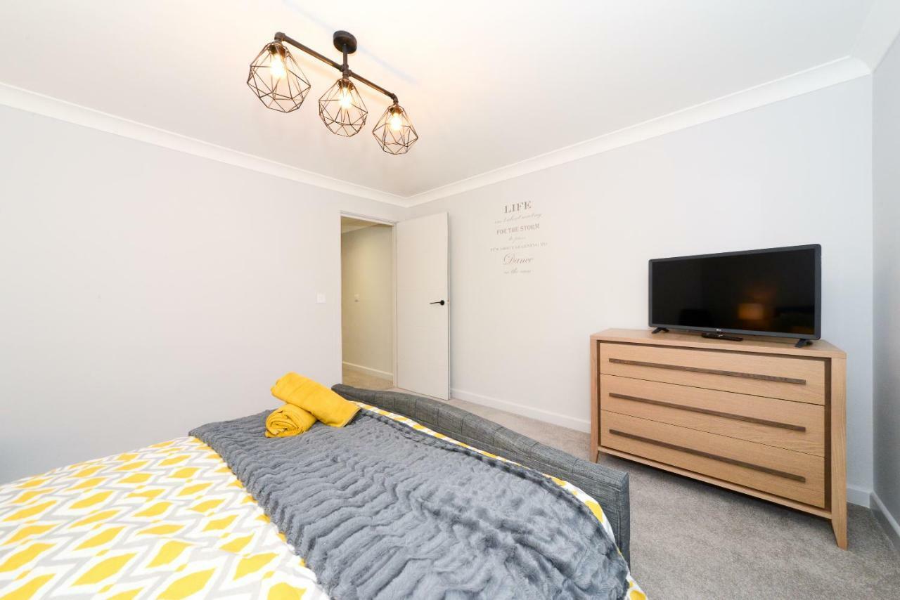 Bournemouth Oasis: Newly Renovated Smart *
