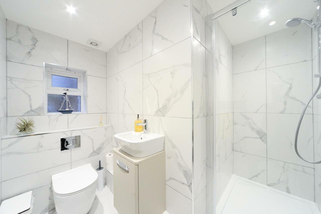 Apartment Bournemouth Oasis: Newly Renovated Smart Poole