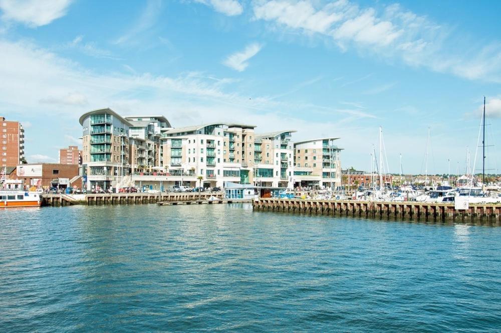 Holiday park Rockley Park - Coral Poole
