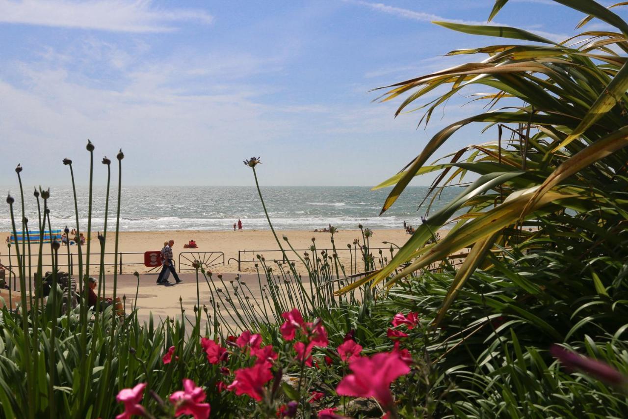 The Canford 4* Poole