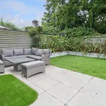 66A Danecourt Road